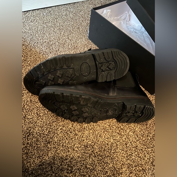 Revy Leather Chelsea Boot by Vintage Foundry, Size 9 - Picture 7 of 10